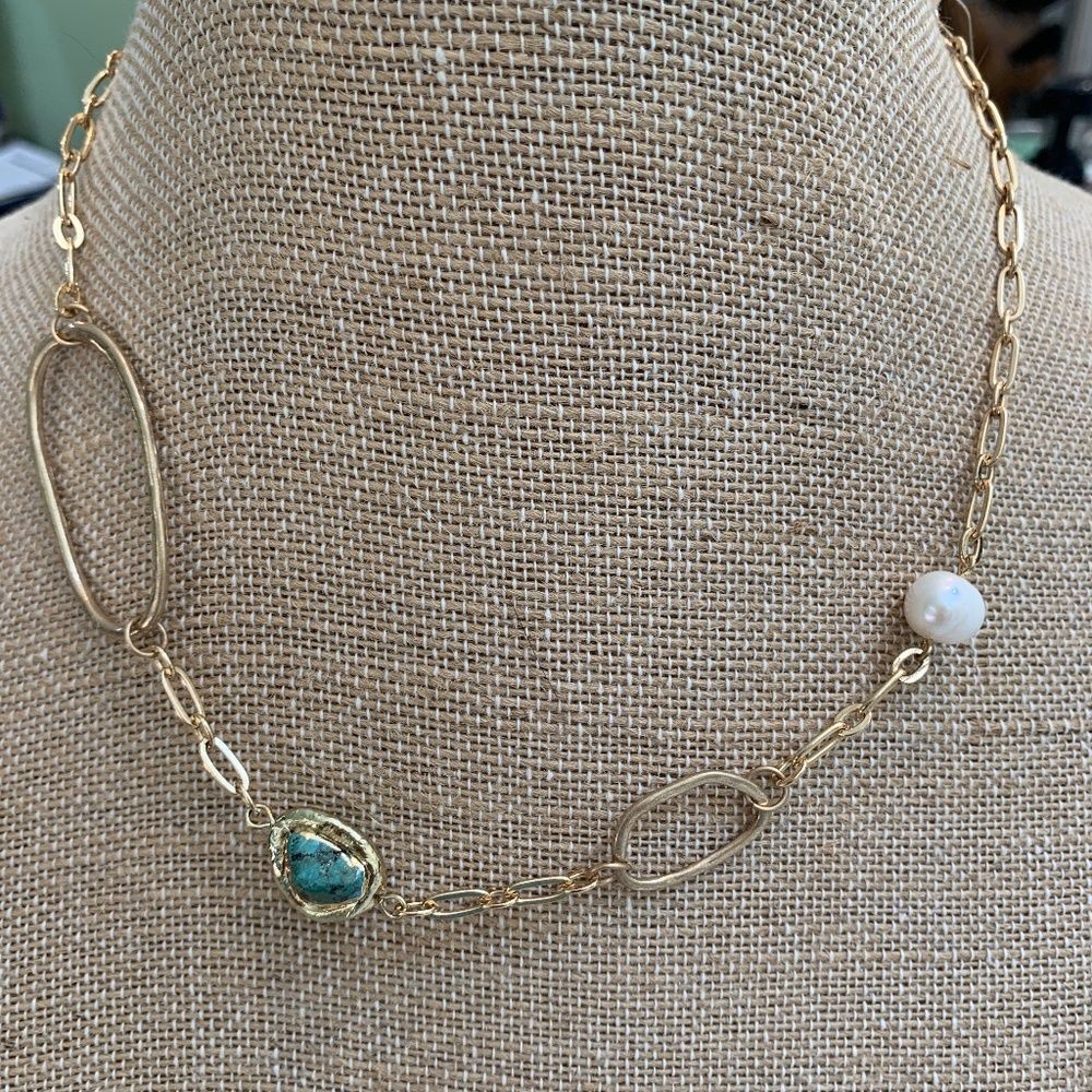 Gold Necklace Fashion Jewelry #statement #classic